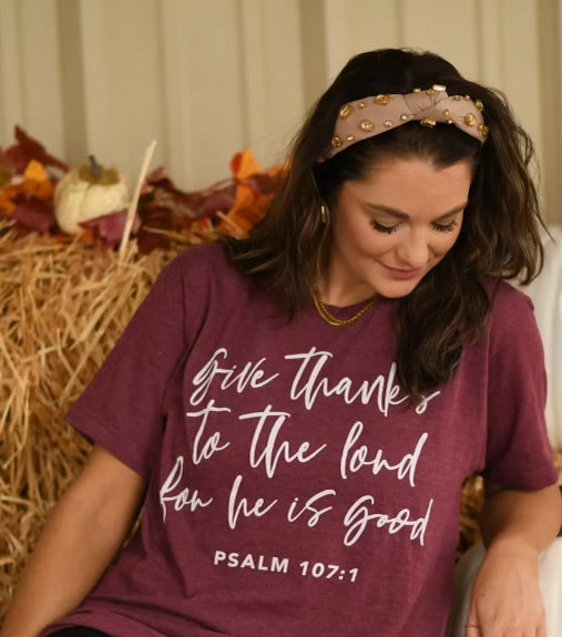 Give thanks to the Lord tee