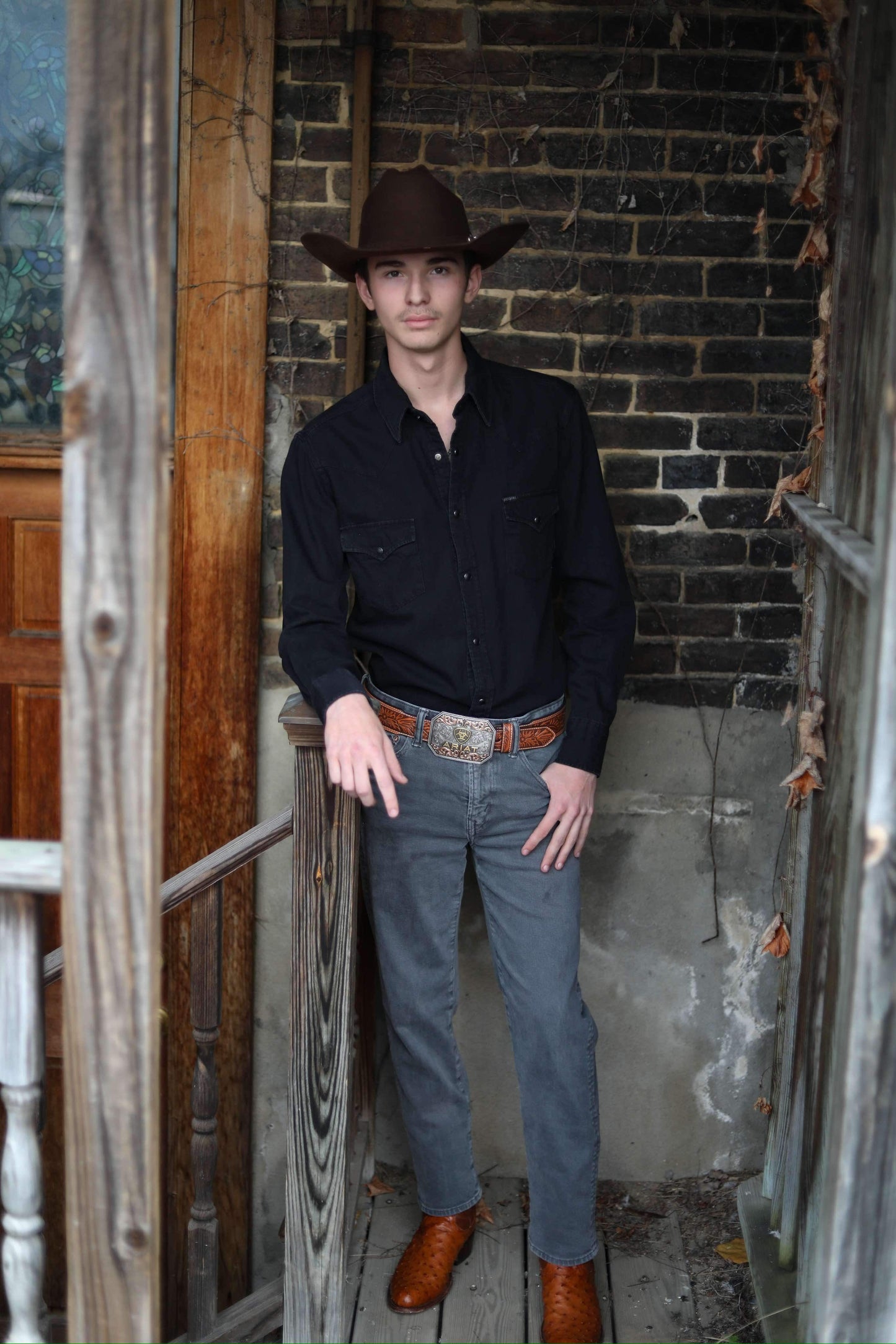 Mens denim solid snap